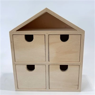 Trehus - formet fire - skuffekabinet